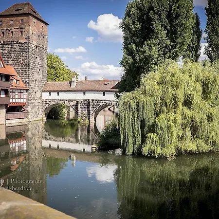 Premier Nuernberg Centre Hotel 3*