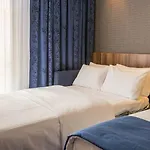 Premier Centre 3*