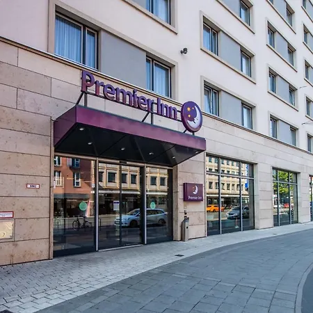 Premier Centre 3*